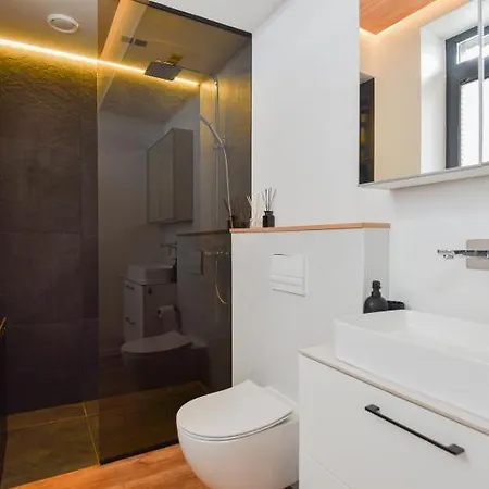 Kopos Perlas Apartment *